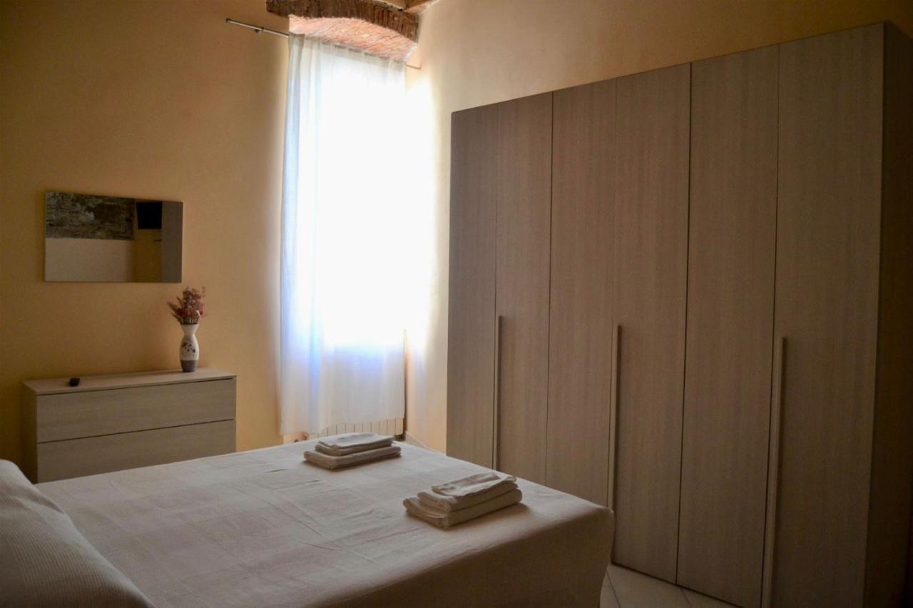 Appartamento Centro Citta Free Private Car Parking Livorno Kültér fotó