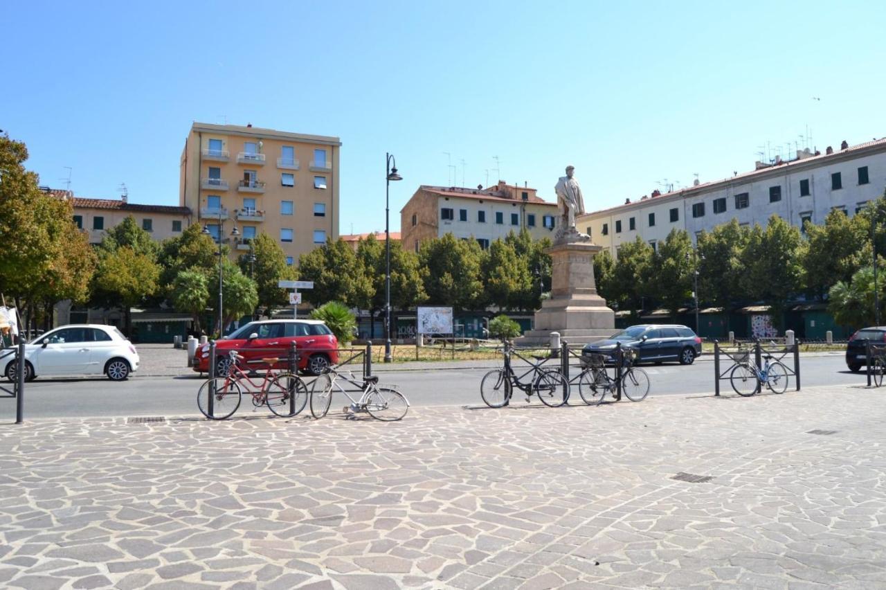 Appartamento Centro Citta Free Private Car Parking Livorno Kültér fotó