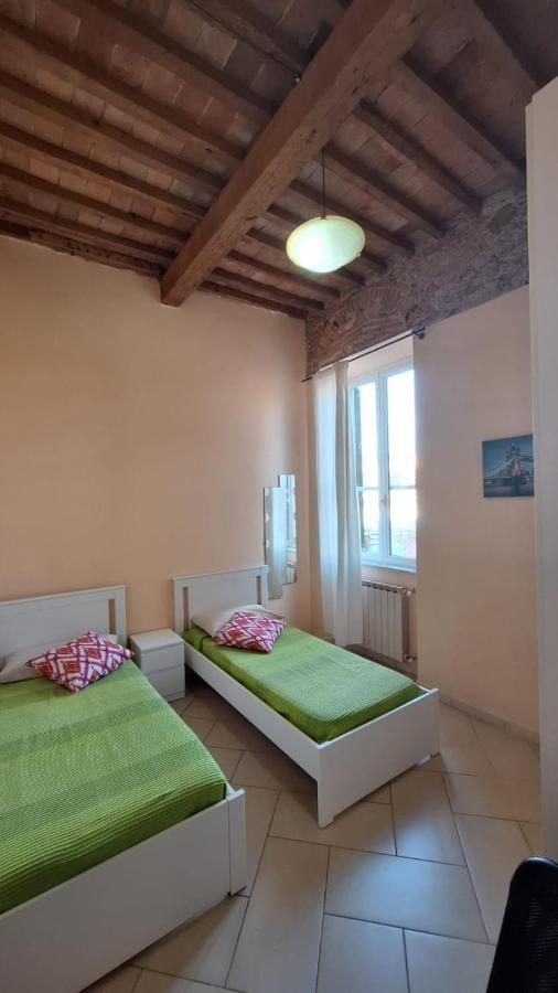 Appartamento Centro Citta Free Private Car Parking Livorno Kültér fotó